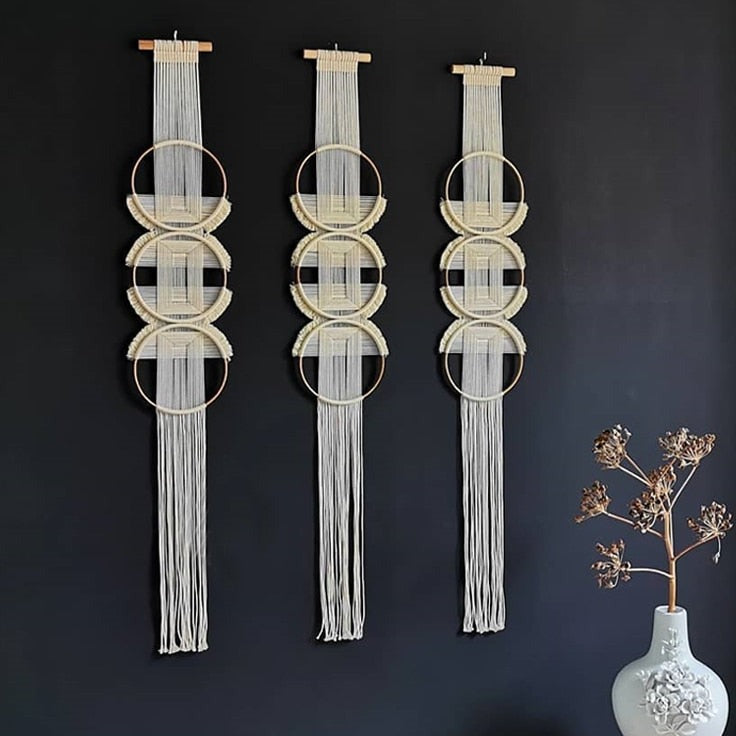 Artisanal Macrame Wall Decor (One-Piece)